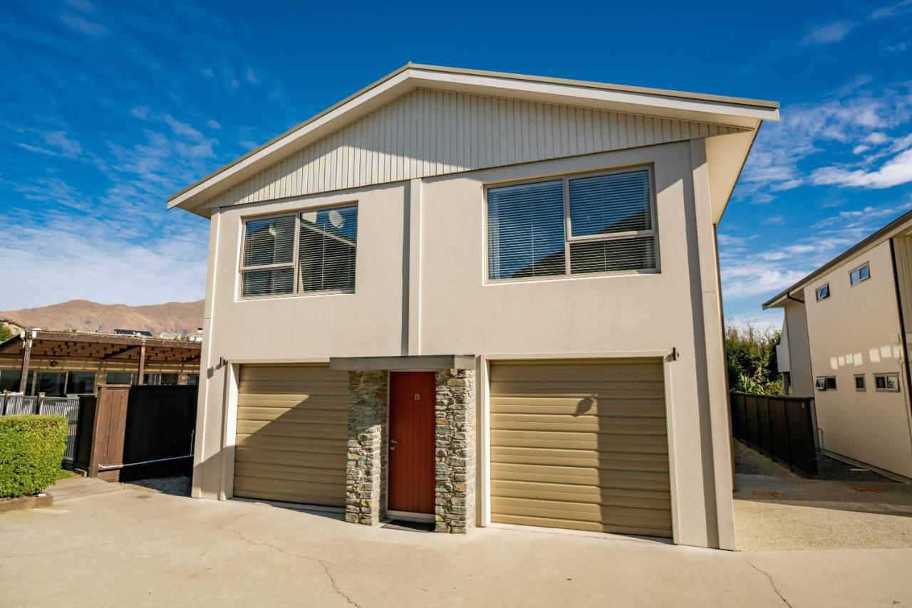 Alpine Retreat - 3 Bedroom ワナカ エクステリア 写真