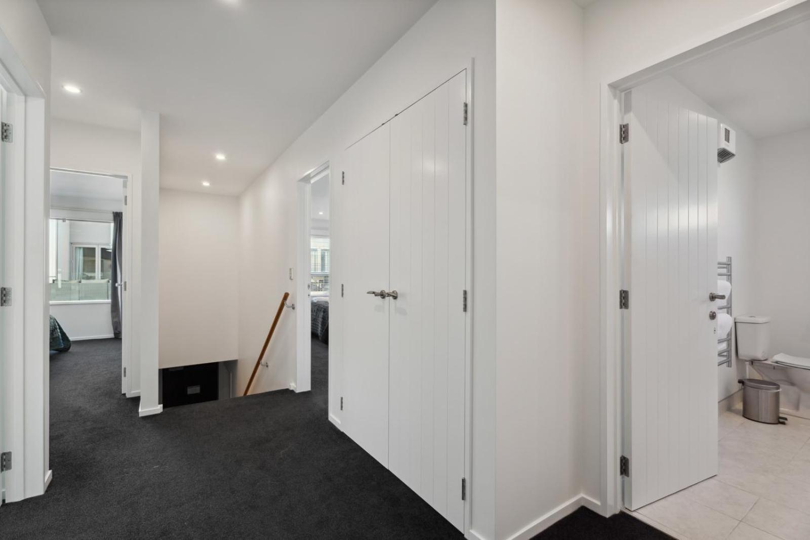 Alpine Retreat - 3 Bedroom ワナカ エクステリア 写真